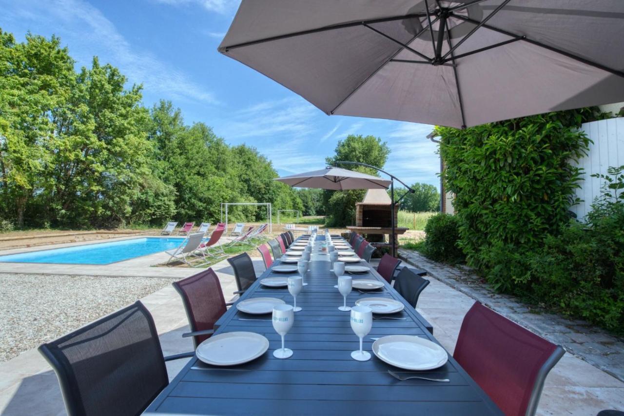 Crazy Villa Le Petit Belair 18 - Heated Pool - Foot - 2H Paris - 30P Aubigny-sur-Nère Exterior foto