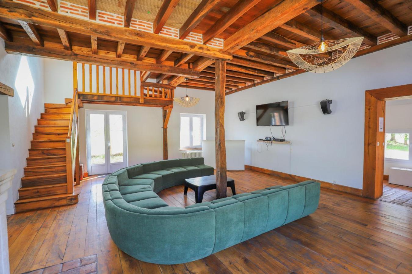 Crazy Villa Le Petit Belair 18 - Heated Pool - Foot - 2H Paris - 30P Aubigny-sur-Nère Exterior foto